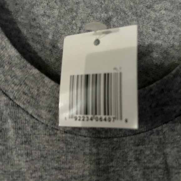 Printed T shirt, size M, new with tags - Picture 4 of 4